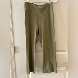 lululemon Yoga Groove Super-High-Rise Crop Pants